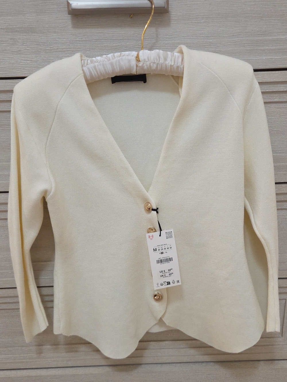 Zara Cream V-Neck Button-Front Sweater